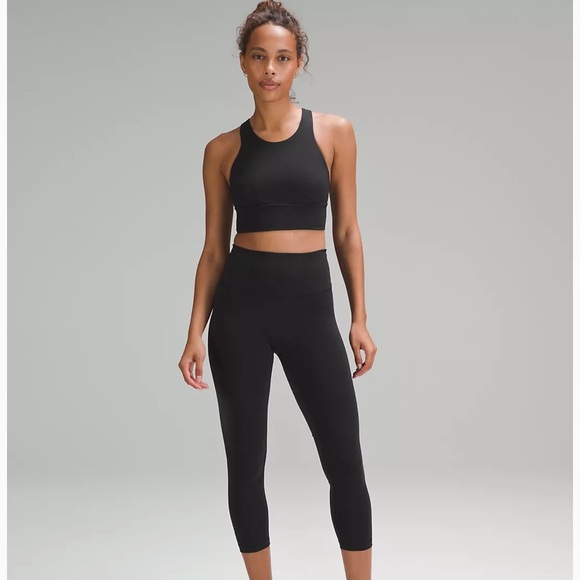 New with tags Lululemon Wunder Under Bra size 6 - Picture 6 of 6